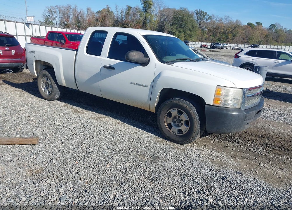 2011 CHEVROLET SILVERADO 1500 WORK TRUCK VIN: 1GCRKPEAXBZ238142