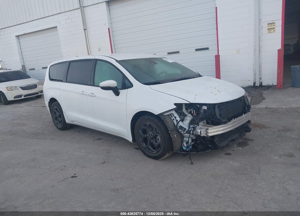 2023 CHRYSLER PACIFICA HYBRID TOURING L VIN: 2C4RC1L7XPR502950