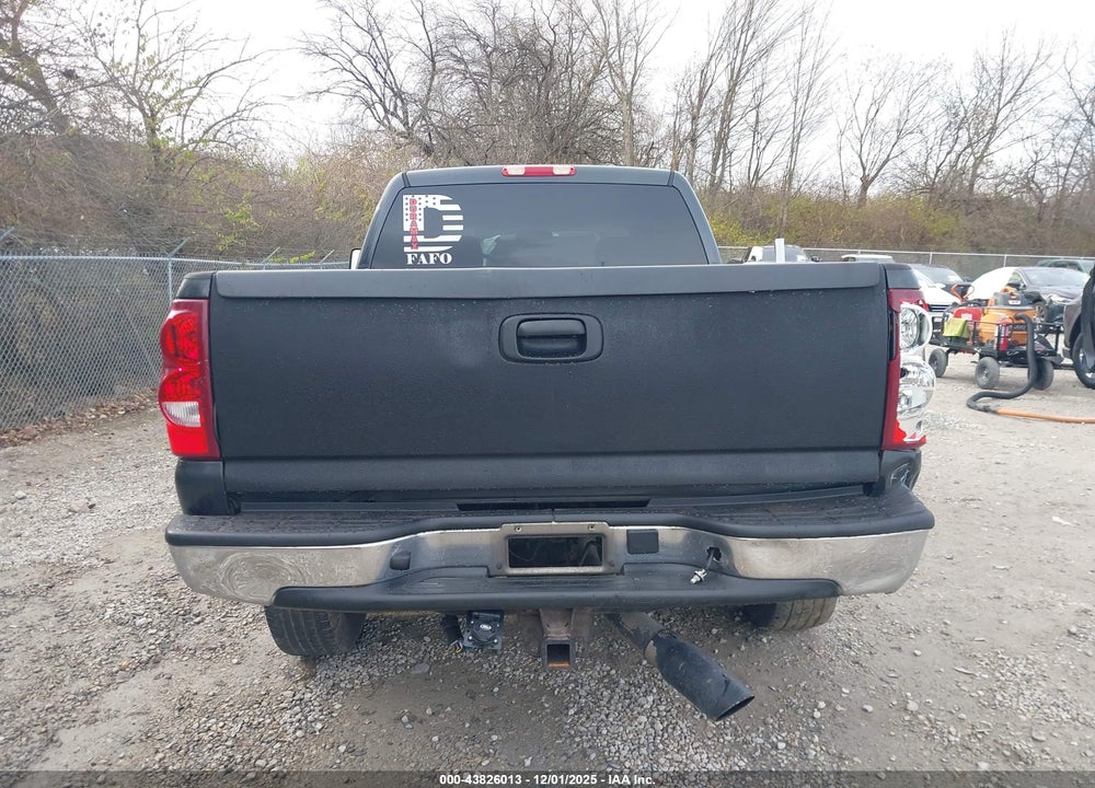 2003 CHEVROLET SILVERADO 2500HD LS VIN: 1GCHC23183F232969