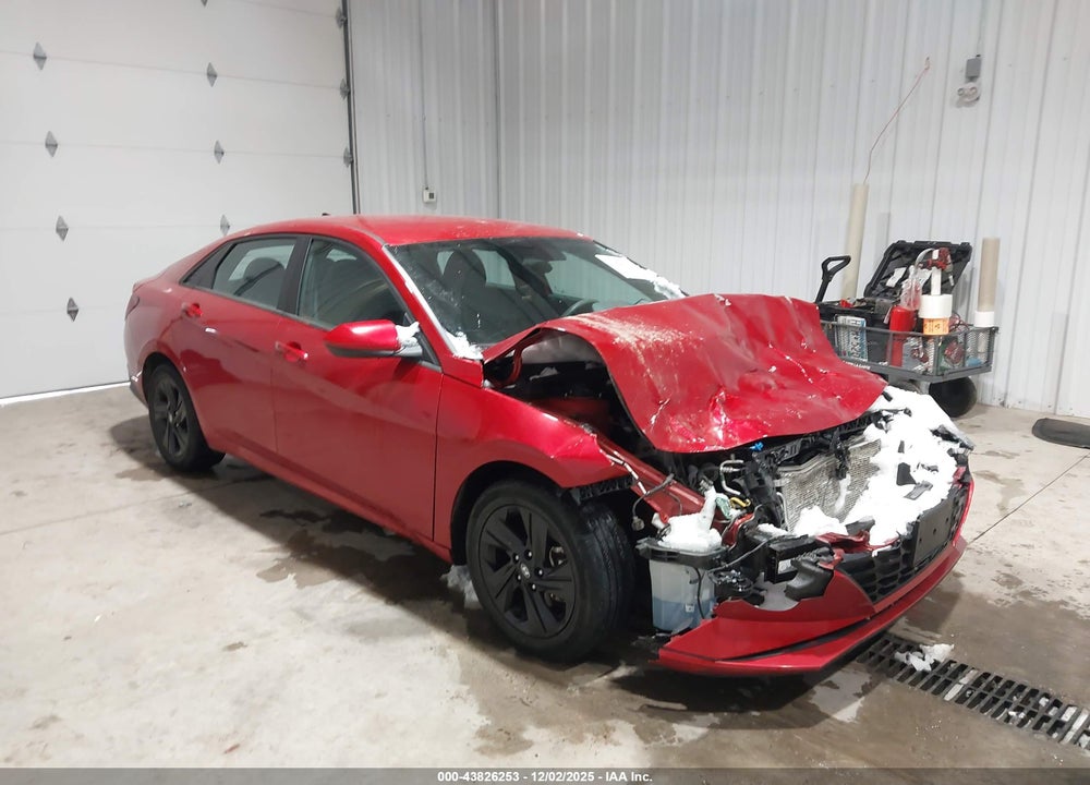 2021 HYUNDAI ELANTRA SEL VIN: 5NPLM4AG2MH048516