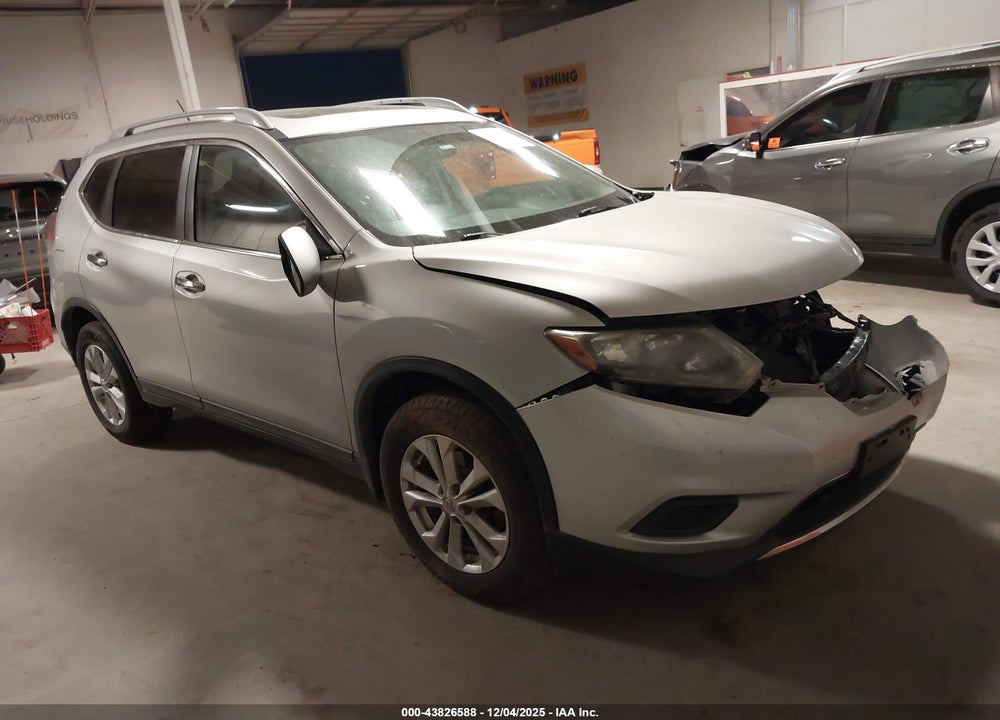 2015 NISSAN ROGUE SV VIN: 5N1AT2MV0FC817842