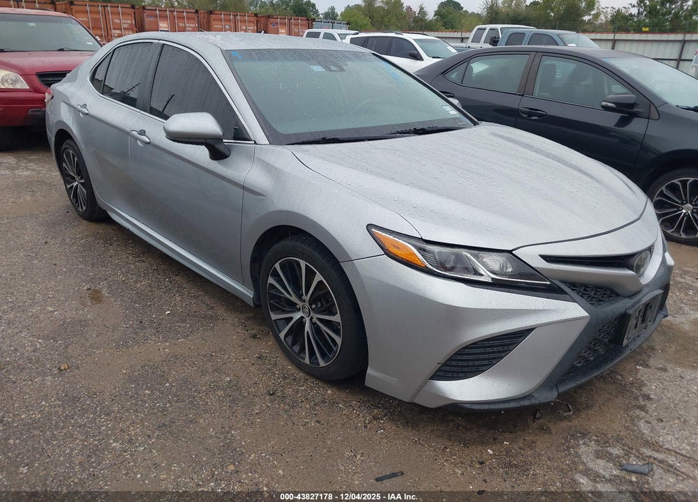 2019 TOYOTA CAMRY SE VIN: 4T1B11HK5KU209940