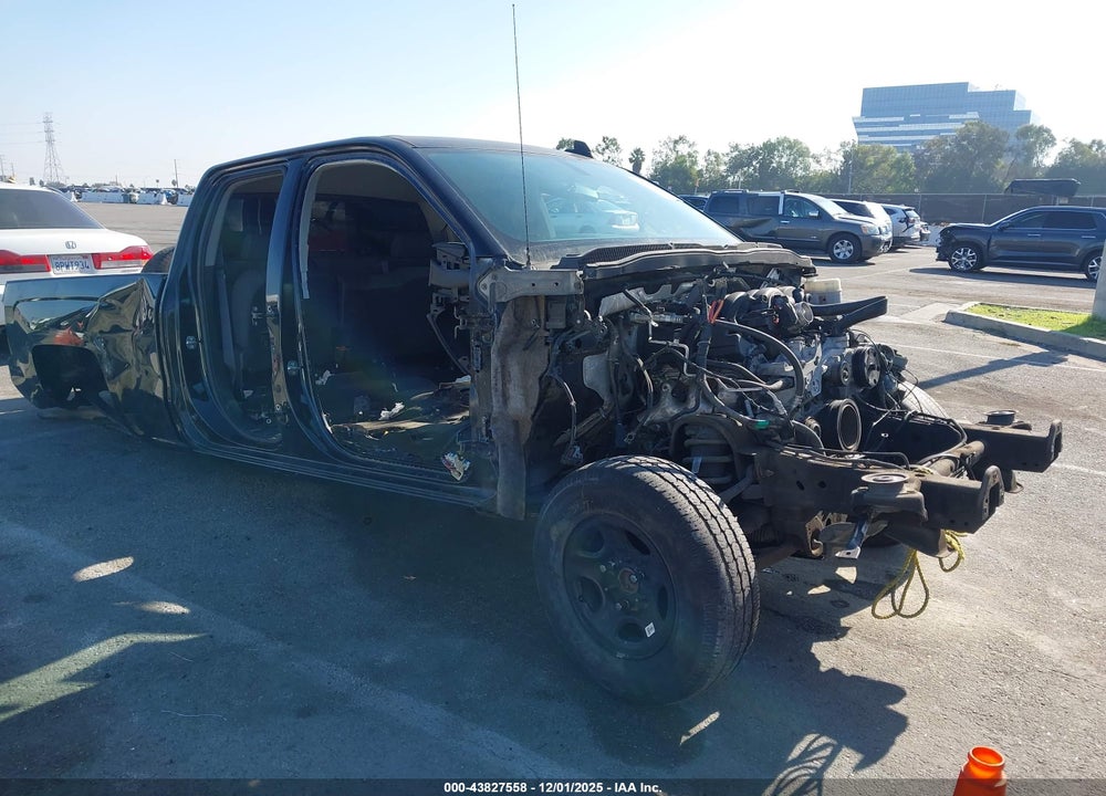2015 CHEVROLET SILVERADO 1500 1LT VIN: 1GCRCREHXFZ367820