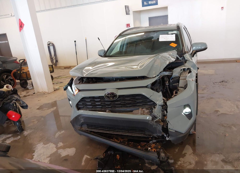 2019 TOYOTA RAV4 XLE PREMIUM VIN: 2T3A1RFV7KW081005