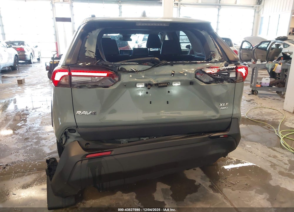 2019 TOYOTA RAV4 XLE PREMIUM VIN: 2T3A1RFV7KW081005
