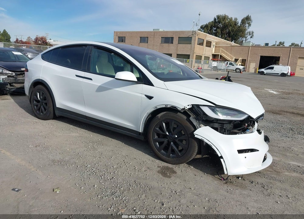 2022 TESLA MODEL X DUAL MOTOR ALL-WHEEL DRIVE/PLAID TRI MOTOR ALL-WHEEL DRIVE VIN: 7SAXCDE58NF349792