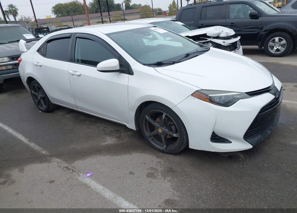 2017 TOYOTA COROLLA LE VIN: 5YFBURHE3HP708553