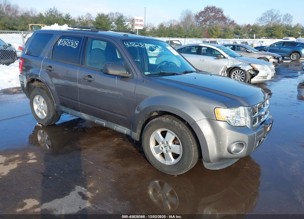 2011 FORD ESCAPE XLT AUTOMATIC VIN: 1FMCU0D76BKB86803