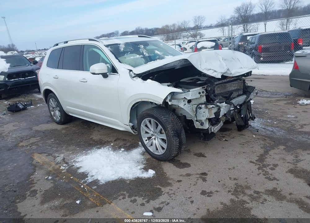2018 VOLVO XC90 T6 MOMENTUM VIN: YV4A22PK6J1327769