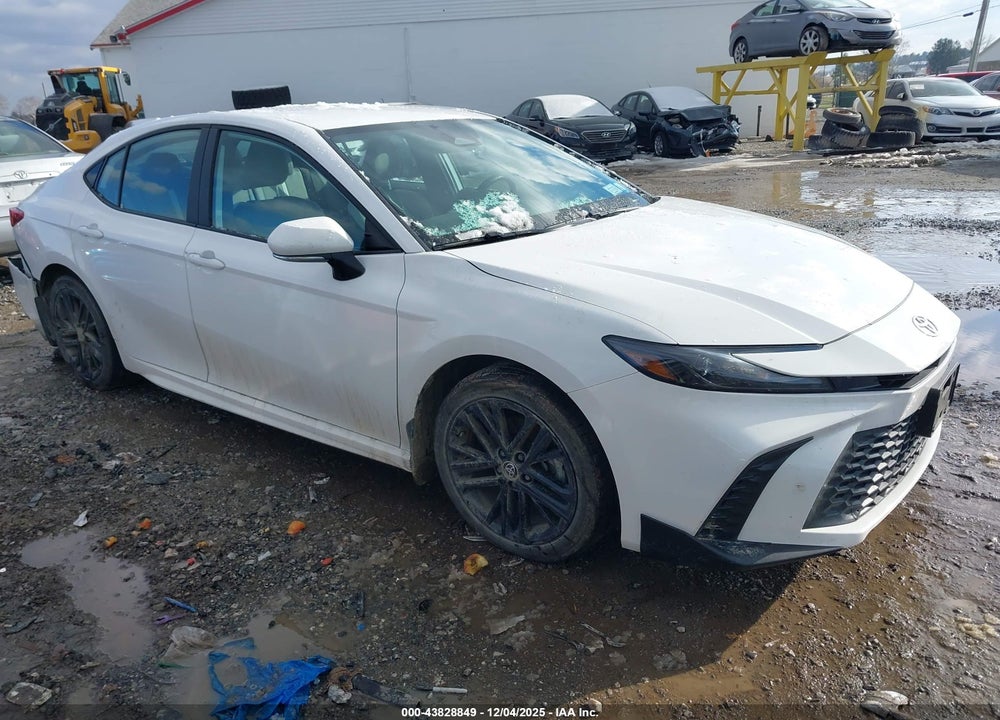2025 TOYOTA CAMRY SE VIN: 4T1DBADK8SU518877