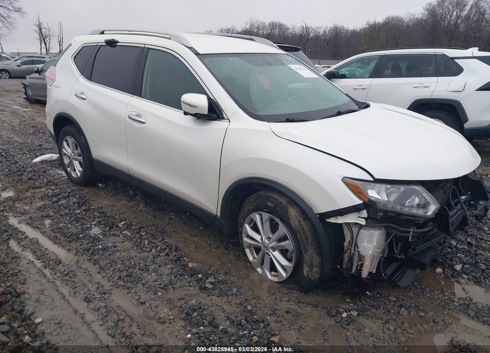 2015 NISSAN ROGUE SV VIN: 5N1AT2MV8FC904016