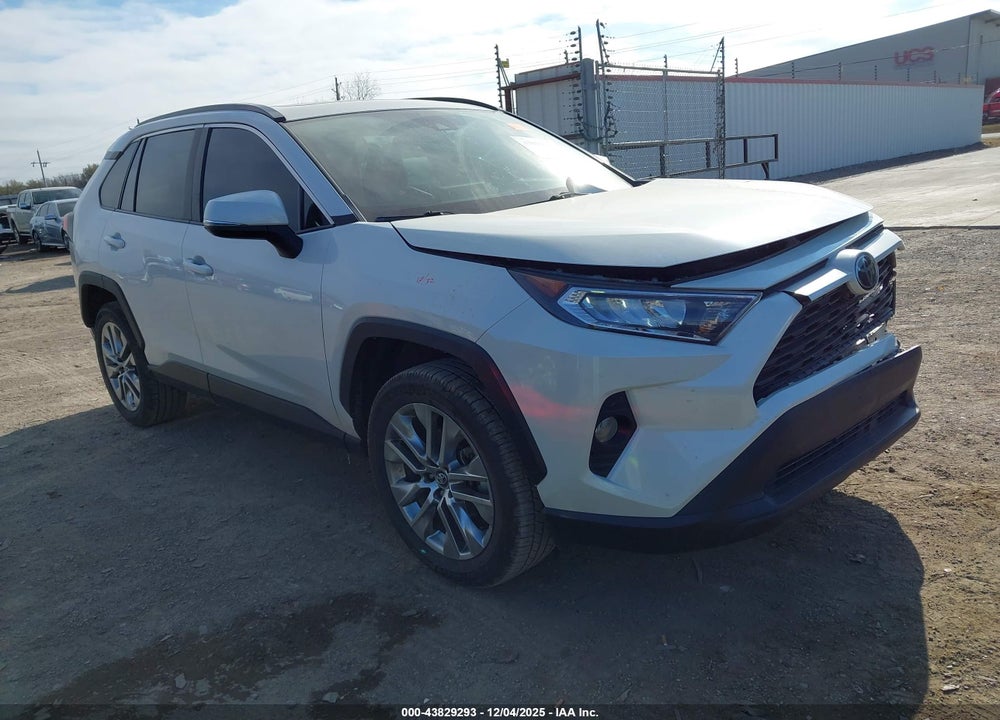 2021 TOYOTA RAV4 XLE PREMIUM VIN: 2T3C1RFVXMW111268