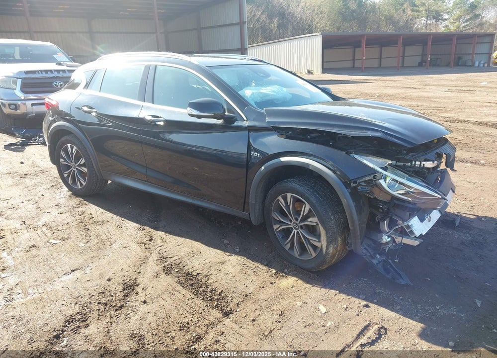 2017 INFINITI QX30 PREMIUM VIN: SJKCH5CR8HA036065