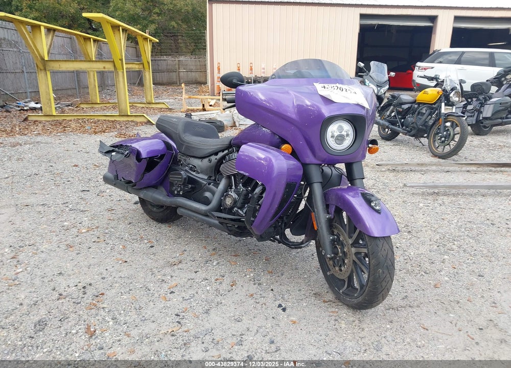 2023 INDIAN MOTORCYCLE CO. ROADMASTER DARK HORSE VIN: 56KTKDBB7P3421388