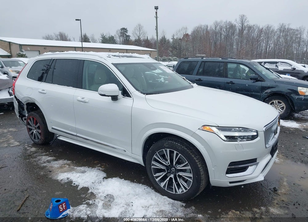2025 VOLVO XC90 PLUG-IN HYBRID T8 PLUS 7-SEATER VIN: YV4H60PE6S1292458