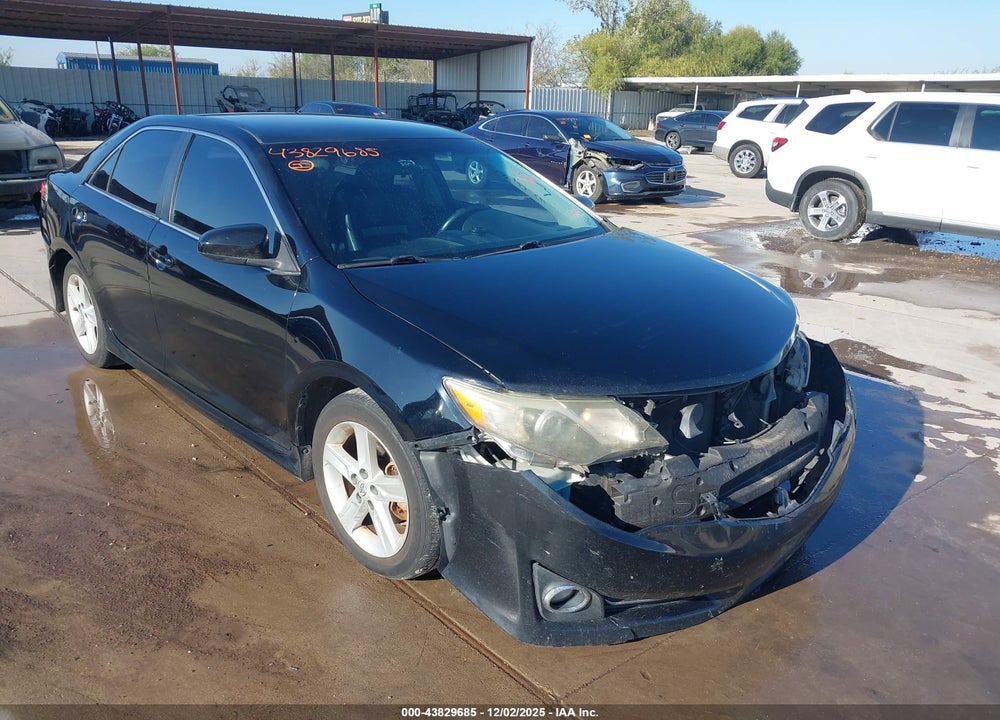 2013 TOYOTA CAMRY SE VIN: 4T1BF1FK8DU268682