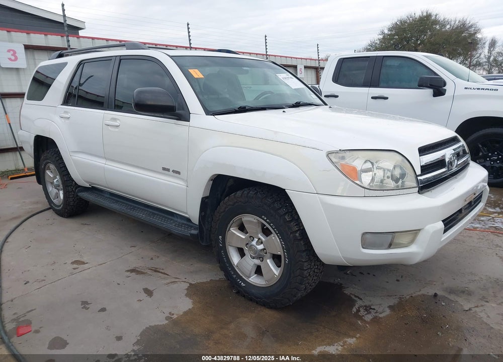 2005 TOYOTA 4RUNNER SR5 V8 VIN: JTEBT14R258019586