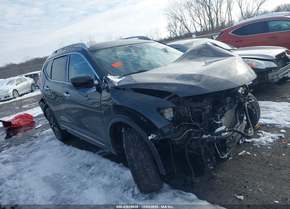 2019 NISSAN ROGUE SL VIN: 5N1AT2MV9KC723582