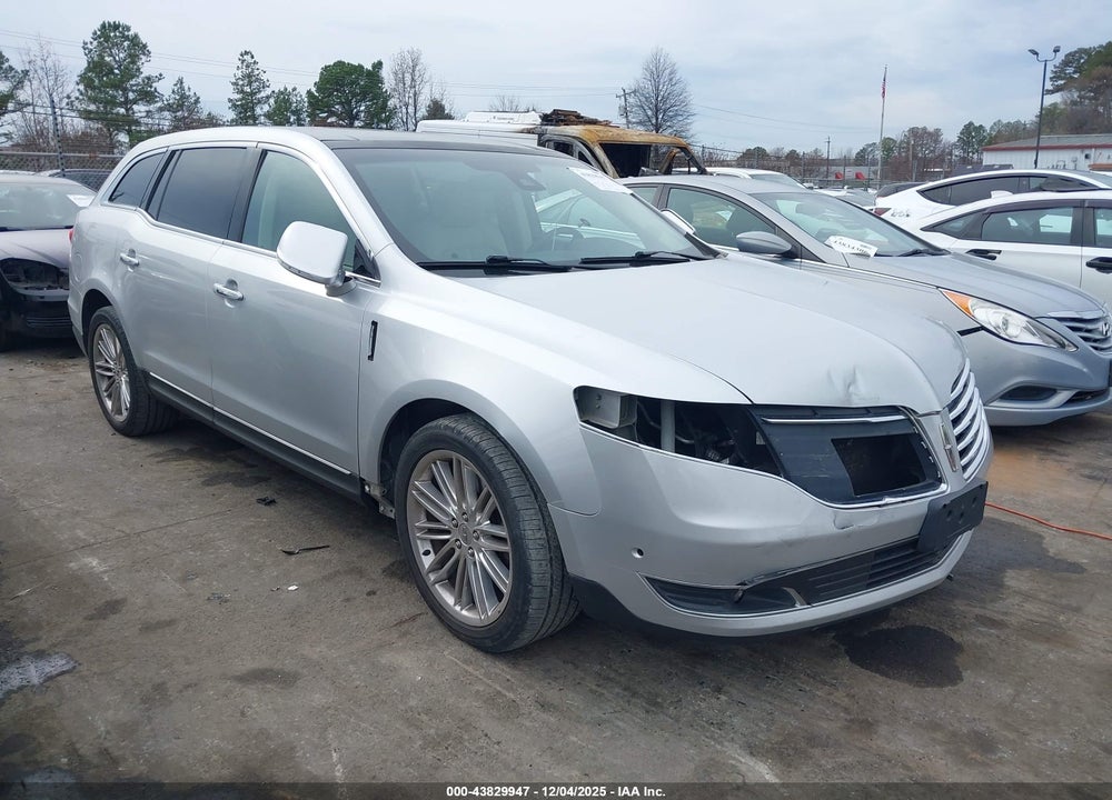 2019 LINCOLN MKT RESERVE VIN: 2LMHJ5AT9KBL01602