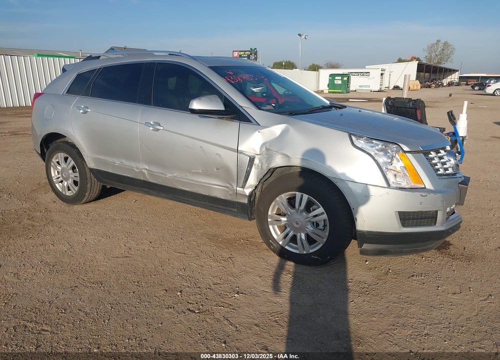 2015 CADILLAC SRX LUXURY COLLECTION VIN: 3GYFNBE38FS640043