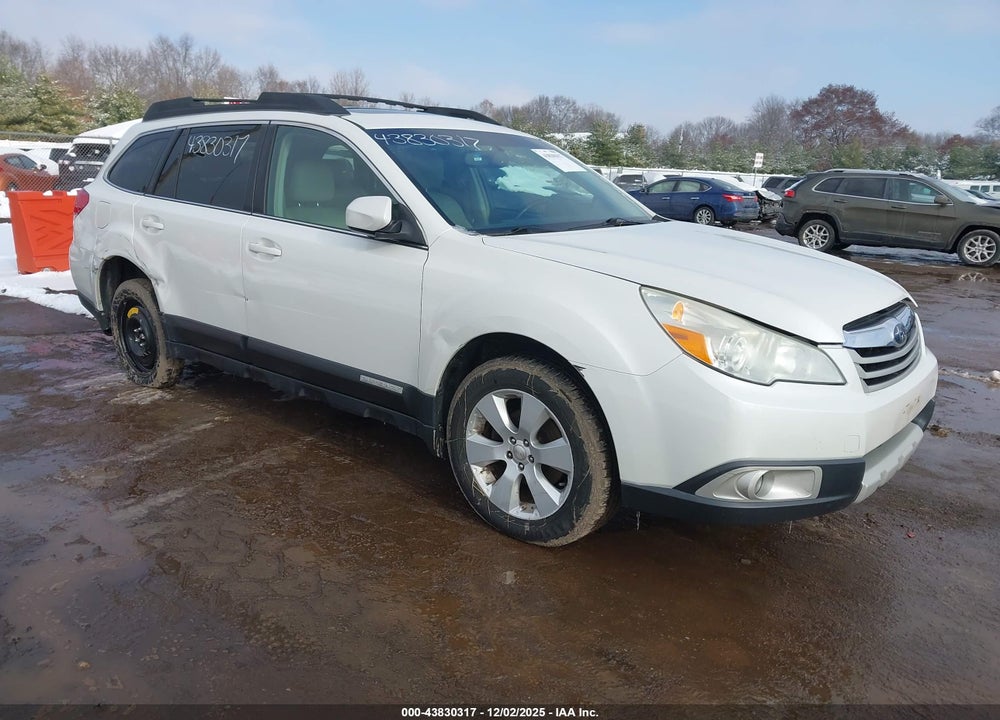 2011 SUBARU OUTBACK 2.5I LIMITED VIN: 4S4BRCKC8B3379558