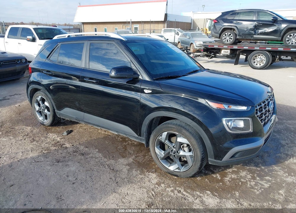2022 HYUNDAI VENUE SEL VIN: KMHRC8A31NU186942