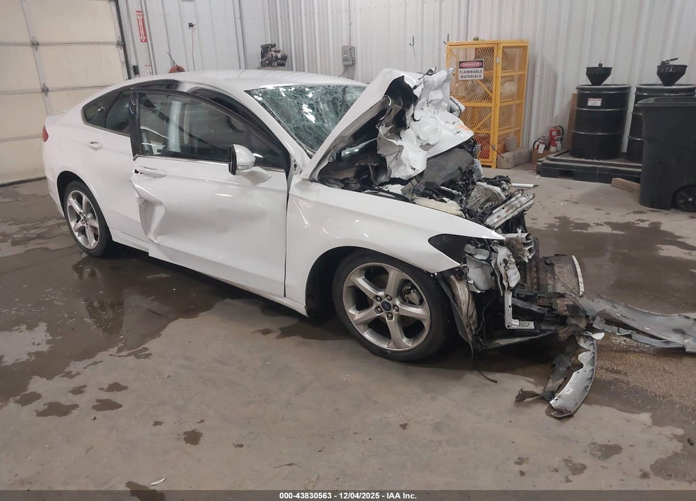 2016 FORD FUSION SE VIN: 3FA6P0HD1GR258802