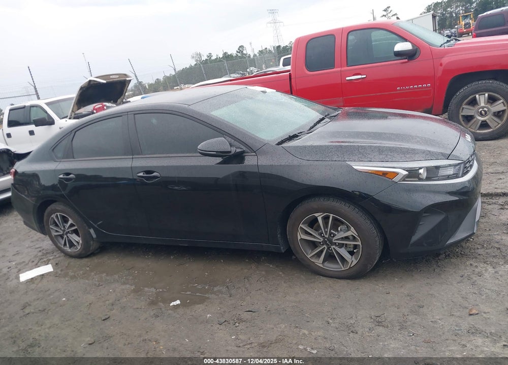 2024 KIA FORTE LXS VIN: 3KPF24AD5RE794656