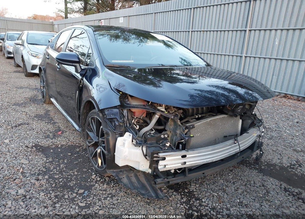 2021 TOYOTA COROLLA LE VIN: 5YFEPMAE1MP184203