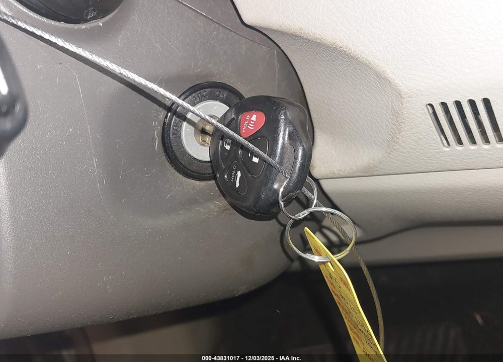 2010 TOYOTA COROLLA LE VIN: 1NXBU4EE1AZ200920