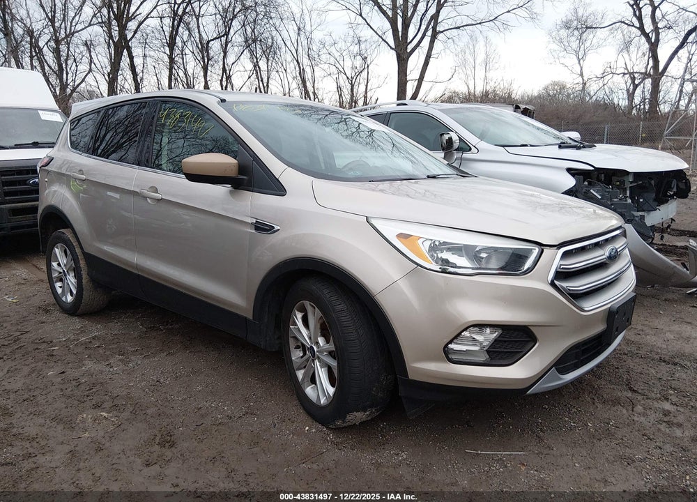 2017 FORD ESCAPE SE VIN: 1FMCU9GD6HUD37576