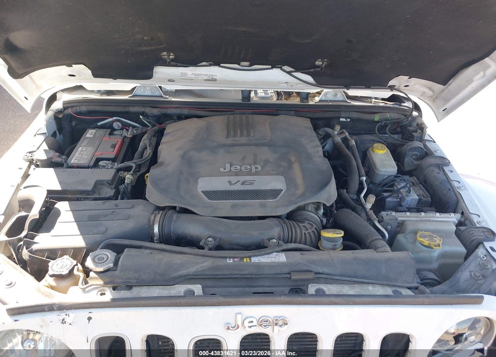 2016 JEEP WRANGLER UNLIMITED SAHARA VIN: 1C4BJWEG6GL251774