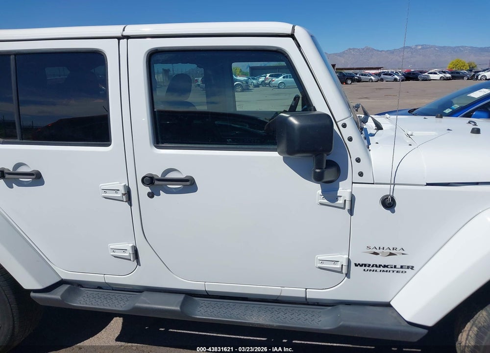 2016 JEEP WRANGLER UNLIMITED SAHARA VIN: 1C4BJWEG6GL251774