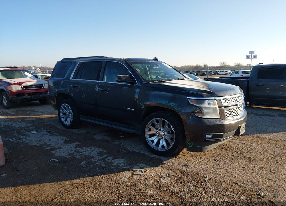 2017 CHEVROLET TAHOE LT VIN: 1GNSCBKC1HR238568