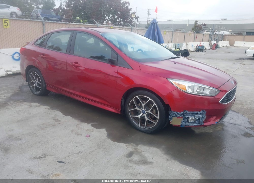 2016 FORD FOCUS SE VIN: 1FADP3F21GL203517