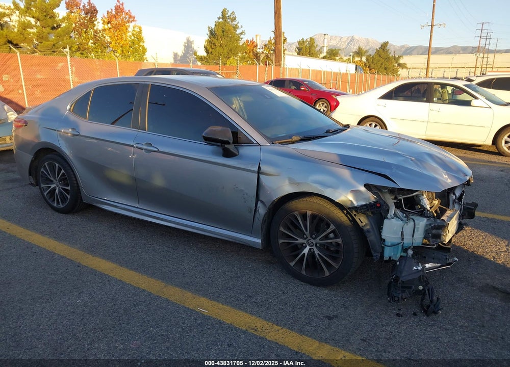 2020 TOYOTA CAMRY SE VIN: 4T1G11AK8LU947720