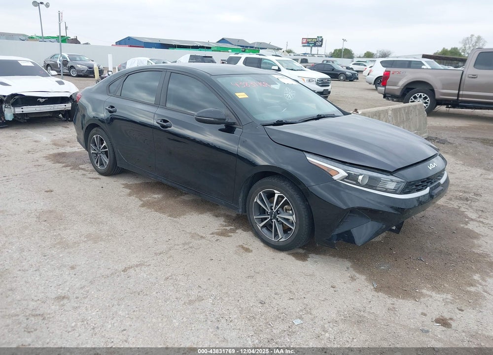 2023 KIA FORTE LXS VIN: 3KPF24AD8PE513320