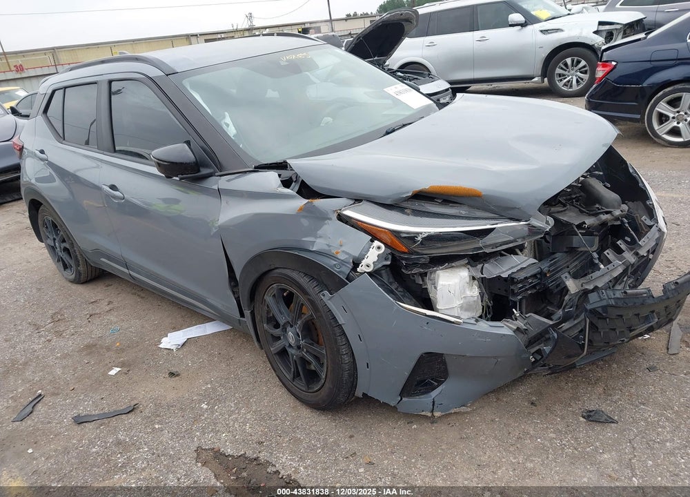 2021 NISSAN KICKS SR XTRONIC CVT VIN: 3N1CP5DVXML563418