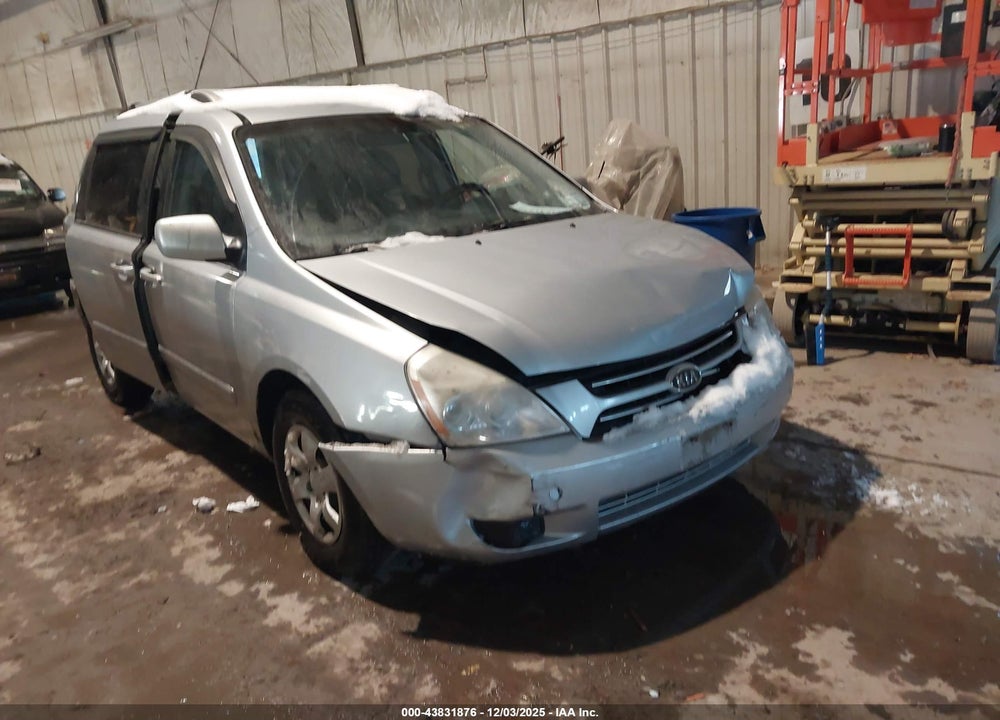 2007 KIA SEDONA VIN: KNDMB133176140685