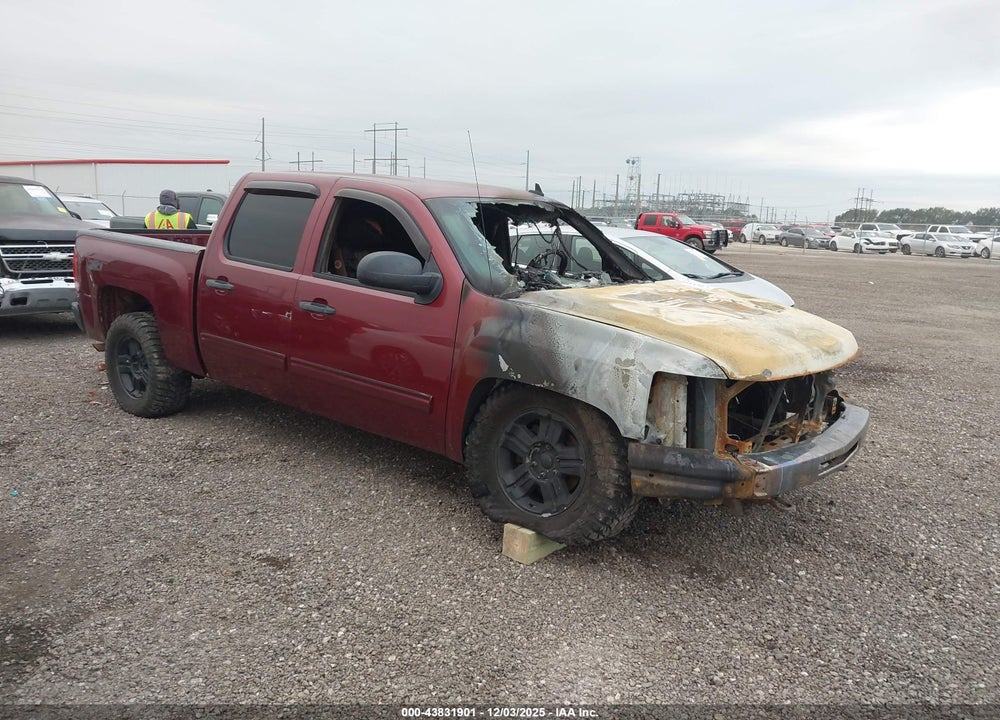 2013 CHEVROLET SILVERADO 1500 LT VIN: 3GCPKSE75DG159351