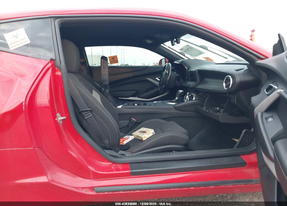 2019 CHEVROLET CAMARO 1LS VIN: 1G1FB1RX4K0156290