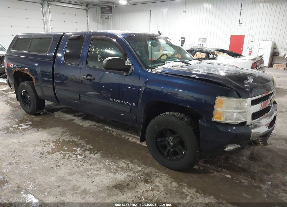 2009 CHEVROLET SILVERADO 1500 LT VIN: 2GCEK290591111658