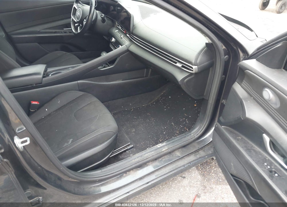 2023 HYUNDAI ELANTRA SEL VIN: 5NPLS4AG3PH112914