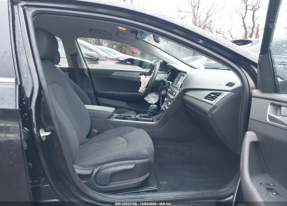 2018 HYUNDAI SONATA SE VIN: 5NPE24AF7JH658204