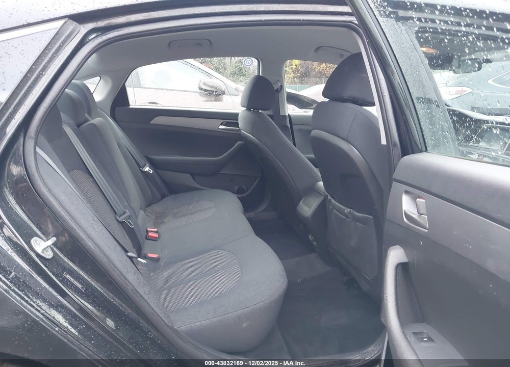 2018 HYUNDAI SONATA SE VIN: 5NPE24AF7JH658204