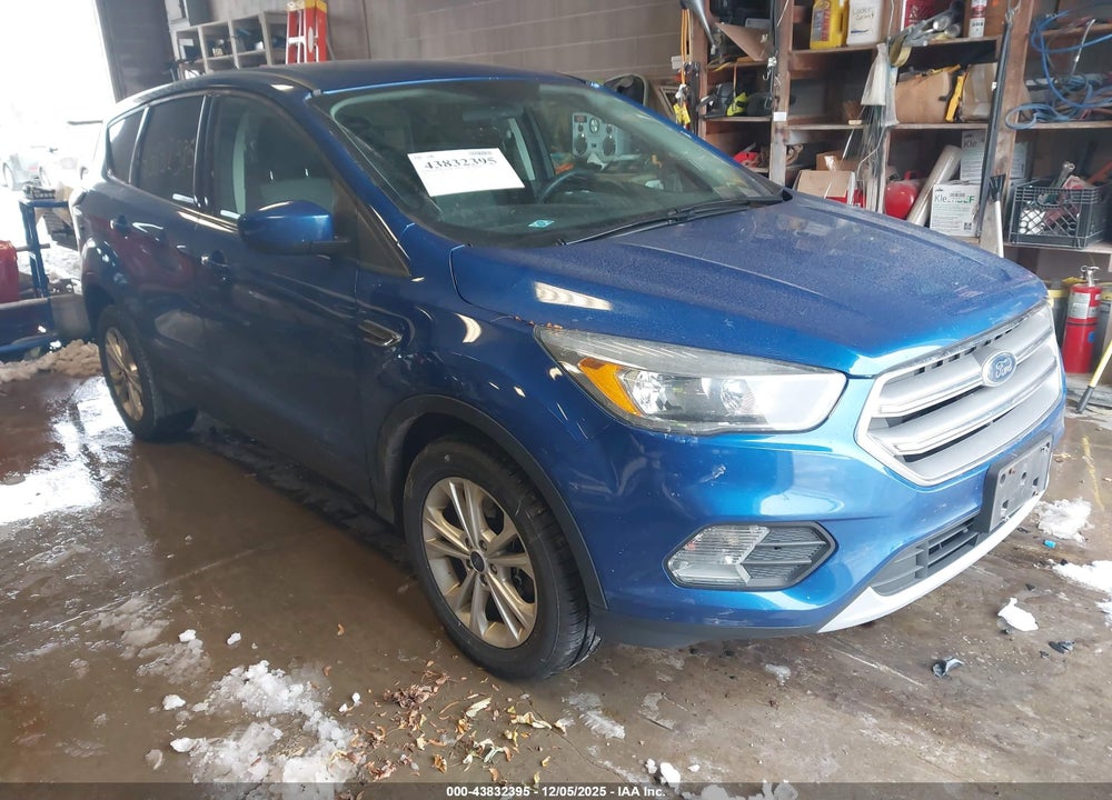 2017 FORD ESCAPE SE VIN: 1FMCU9GD2HUE66561