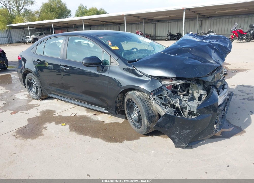 2020 TOYOTA COROLLA LE VIN: 5YFEPRAE8LP106092