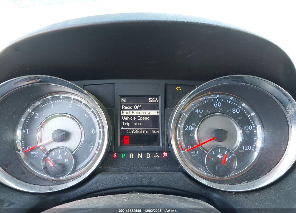 2014 CHRYSLER TOWN & COUNTRY TOURING VIN: 2C4RC1BG6ER442910