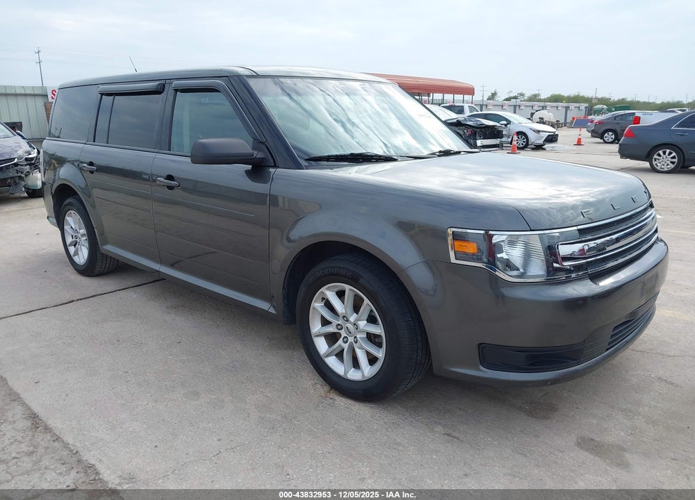 2018 FORD FLEX SE VIN: 2FMGK5B85JBA21351