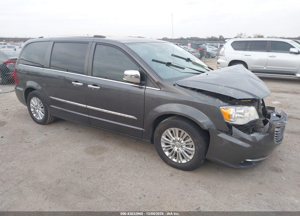 2016 CHRYSLER TOWN & COUNTRY LIMITED VIN: 2C4RC1JG7GR127974